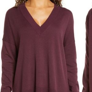 Chelsea28 Oversized V-Neck Long Sleeve Sweater Size Small Burgundy
